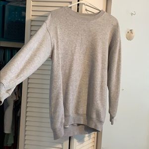 Grey sweatshirt
